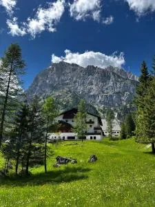 Malga Ciapela e Marmolada a due passi dalle piste