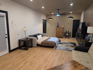 Beamsville Modern Rustic Suites