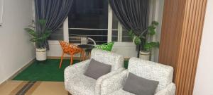 Sunny Side Apartment