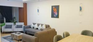 Sunny Side Apartment