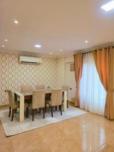 شقة فاخرة وراقية في وسط القاهرة ميدان لبنان