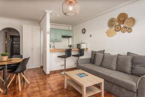 Cozy Apt Heated Pool Terrace AirCo Golf