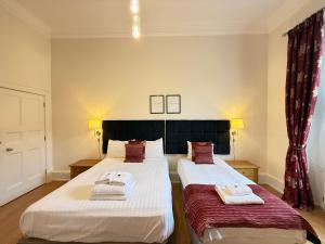 Parliament Square - Royal Mile