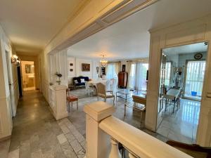 Viva Riviera Large 1 Bedroom Les Mimosas