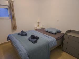 Small apartment in Gornji Karin near the beach