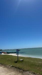 Casa com 3 quartos e piscina a 800 metros da lagoa de Caiçara Figueira, Arraial