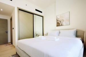 Amazing Apartment in JVC Binghatti Luna