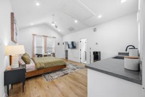 The Right Studio @ East Downtown