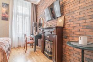 Elegant Prague Center Studio - Historic Building