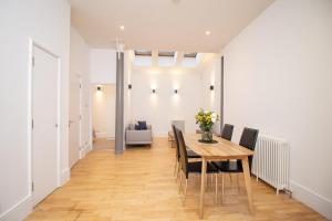 Kings Cross Station, Chic One Bed Apartment