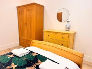 Entire New Central Southampton Apartment