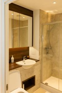 Modern & Comfortable 2Bedroom Apartment in a Prime area