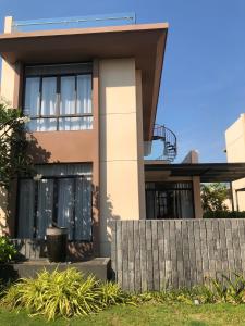 Wyndham garden villa 304