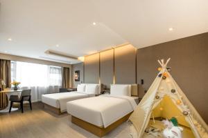 Atour Hotel Fuzhou Shangxia Hangda Road Metro Station