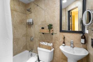 Centrally Located APT in NYC Walk to Time Square