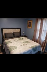 Cozy Stockbridge Home