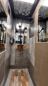 Deep House Trip - Music, Art & Freedom