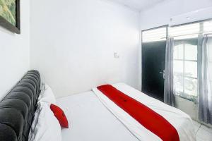 RedDoorz at eMeS Wijaya Pantai Barat Pangandaran