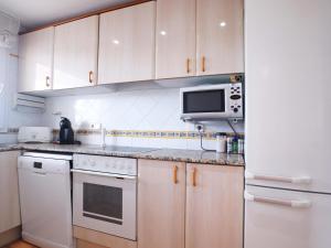 Apartamento en SAgaró para 6 personas con piscina y aparcamiento - ES-298-3