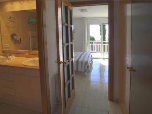 Apartamento familiar para 6 con terraza en Sant Feliu de Guíxols - ES-298-25