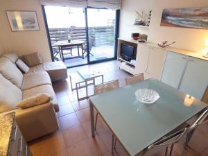 Apartamento en planta baja en Sant Feliu de Guíxols, para 4 pers, con terraza y piscina - ES-298-29