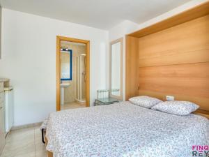Dúplex en Sagaró con 2 dormitorios y balcón, parking incluido - ES-298-32