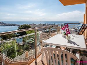 Espectacular apartamento 3 habitaciones, vista al mar en Sant Feliu - ES-298-41