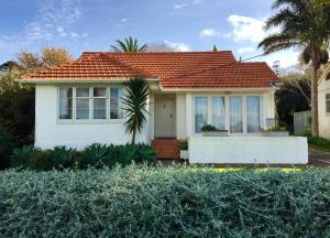 Emerald Inn on Takapuna Beach