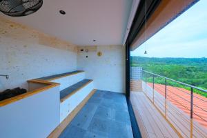 ESQVA the HEAVENS OKINAWA