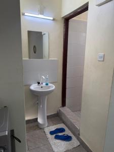 Kilifi apartment -Baobab beach