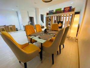 Cozy Nest Near Downtown