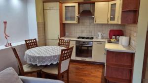 Chrobrego 19a Apartment - Self check-in 20h - parking