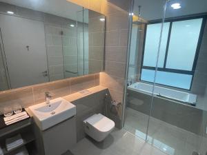 3 Bedroom Seaview Suite Coralbay by Ayuhouz