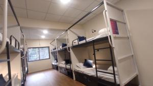 Hostells - Backpacker Hostel near Pune Station