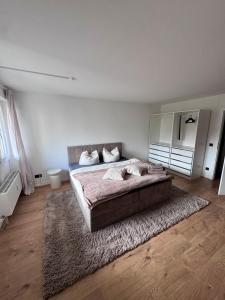 Modernes City-Studio mit Balkon & Top Ausstattung