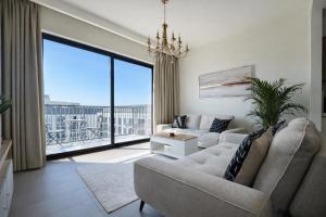 Executive Park View Apartment at Dubai Hills Mall