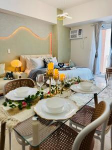 Venice Luxury Residences Studio with Balcony Pool and Netflix Near BGC