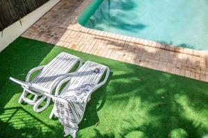 The Laguna Lodge - relax in style.