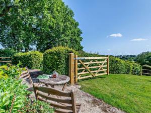 1 Bed in Lamberhurst 79180