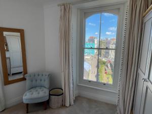 2 Bed in The Burrows 82979