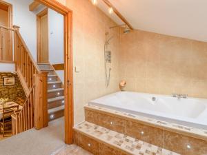 3 Bed in Tenby 91524
