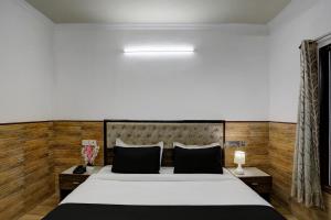 Super Hotel O POONAM VILLA