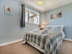 2 Bed in Widemouth Bay 95083