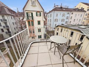 Stylish 1BR in the city center - Baron 25