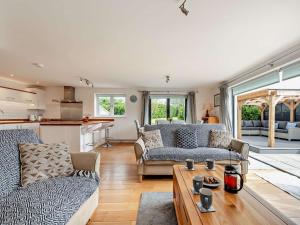 3 Bed in Woolacombe 74255