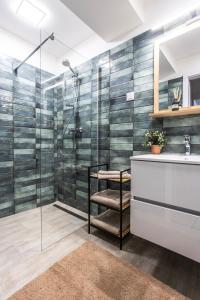 Porta Pátria Apartment by HBO