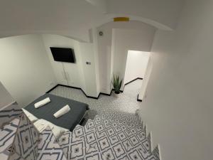 M101 Apartment 19