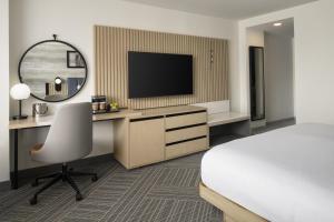 DoubleTree by Hilton Fort LeeGeorge Washington Bridge