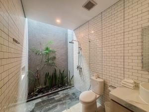 Gold Fish House Ubud