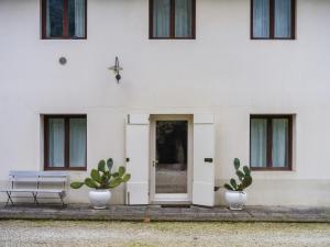 Bianca Dimora by Tuscanhouses